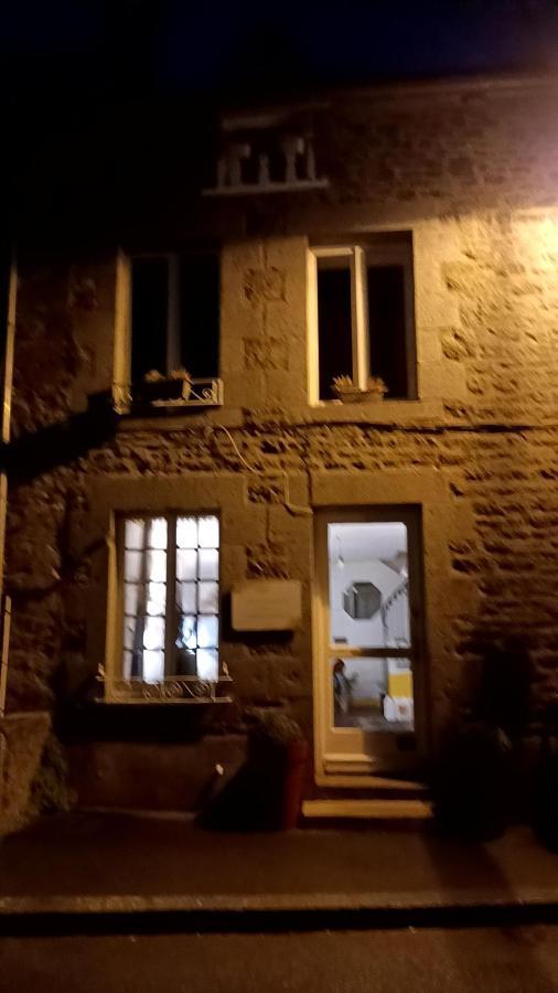 منزل الضيف Saint-Pierre-de-Plesguen  في Bienvenue المظهر الخارجي الصورة